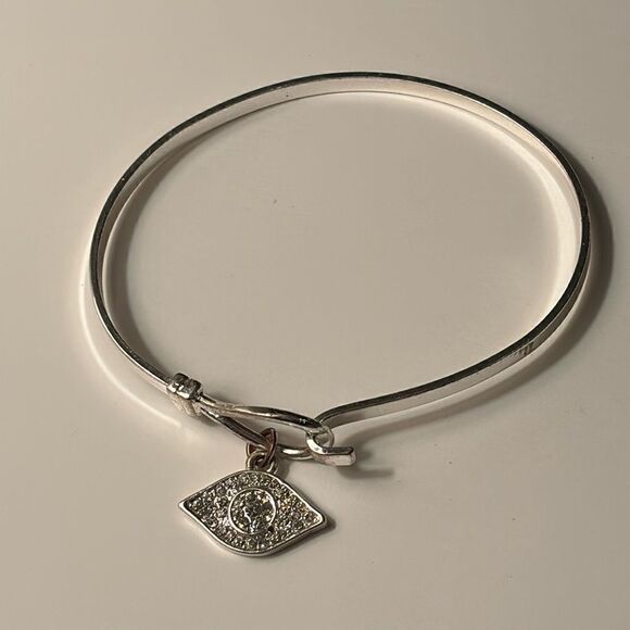 Women’s Silver Tone Evil Eye Charm Bracelet - Picture 1 of 4